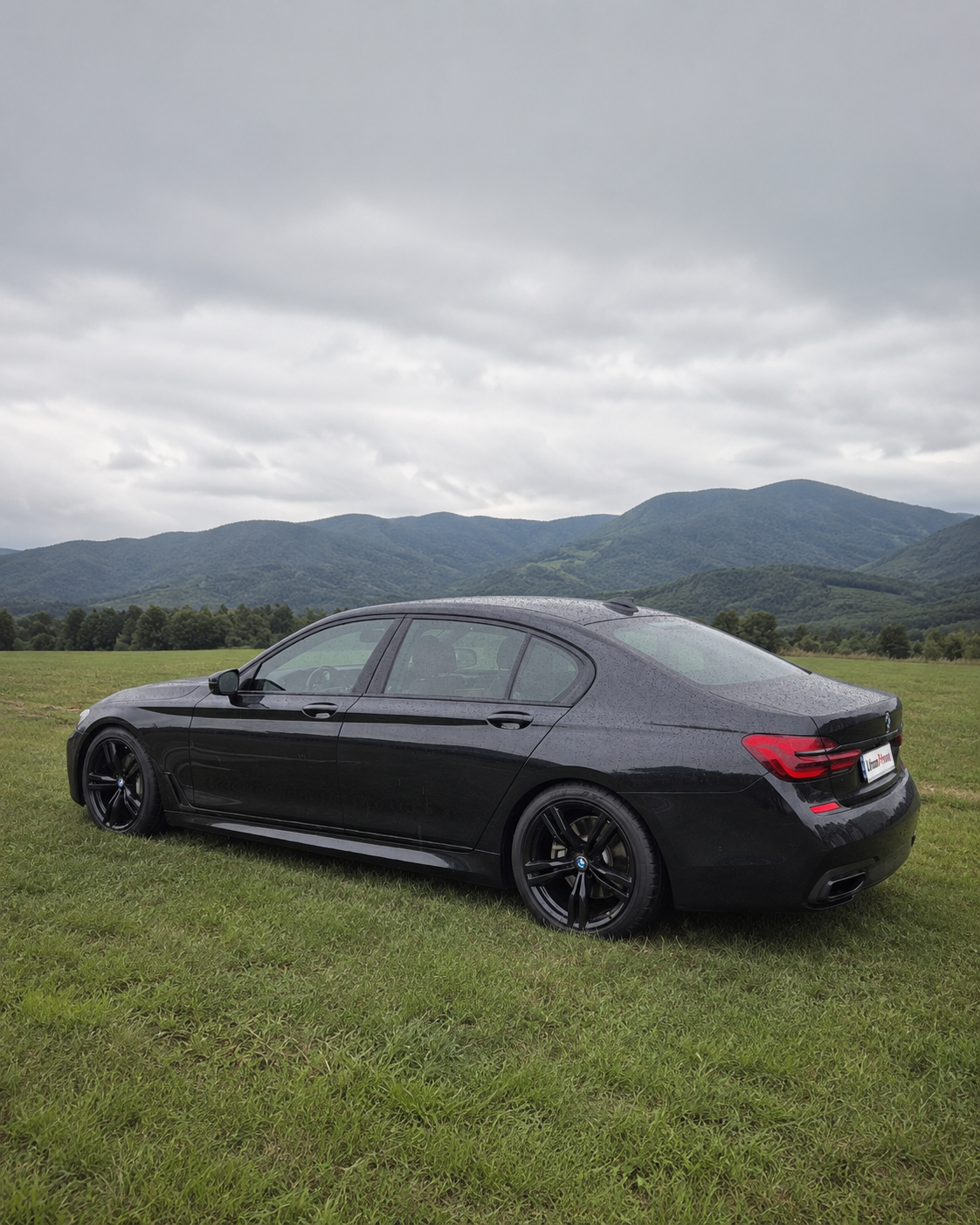 BMW 740i
