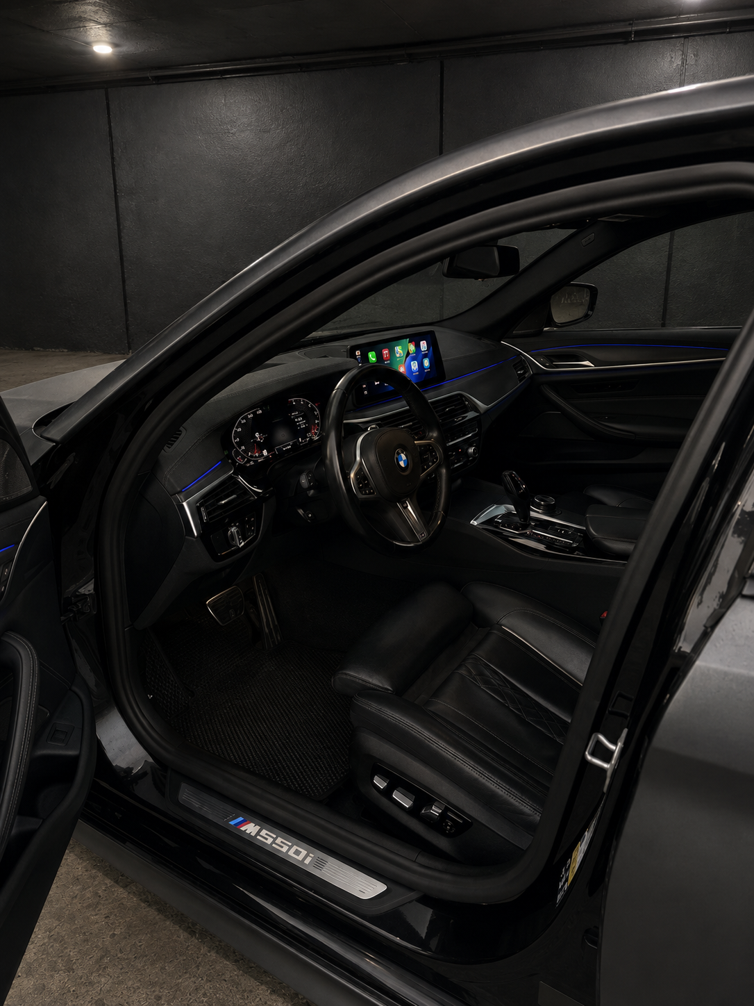 BMW M550