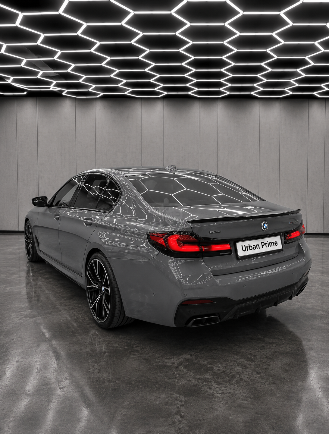 BMW M550