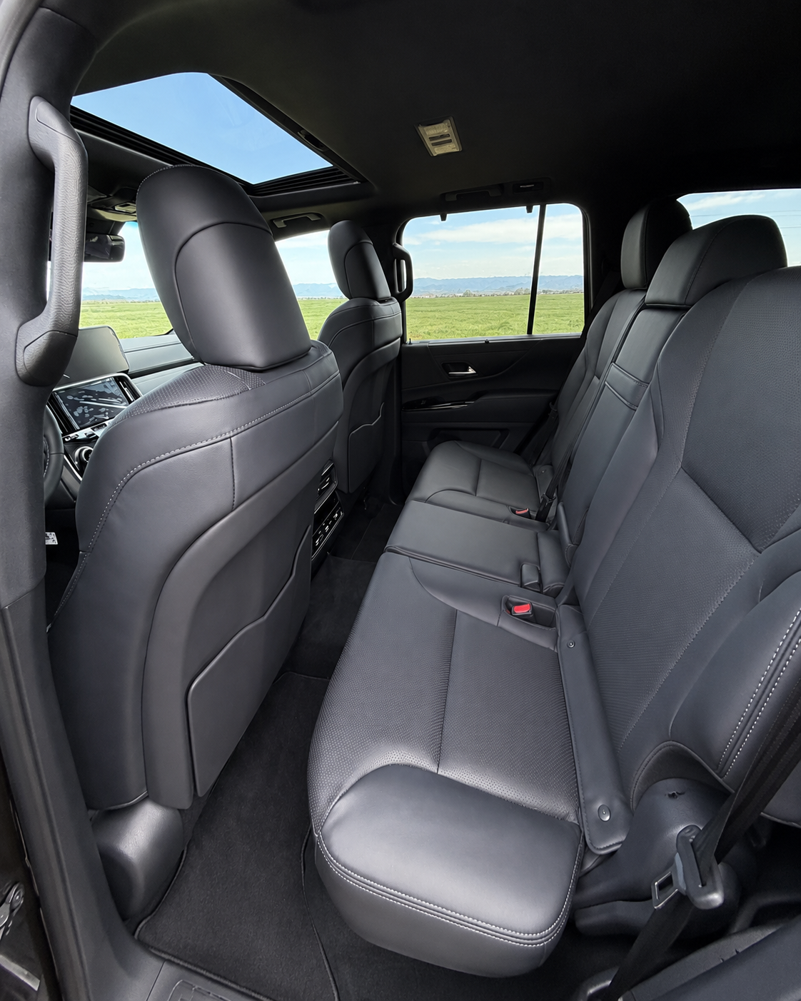 Lexus LX 600