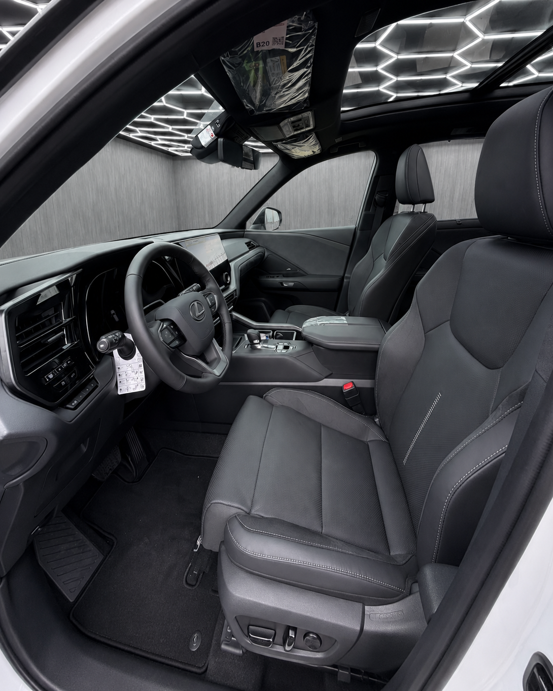Lexus TX 350