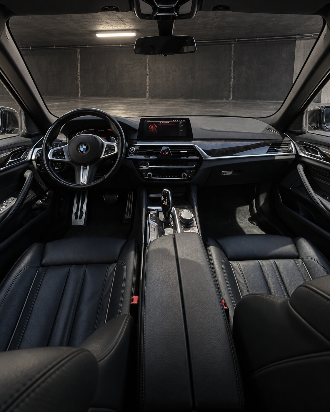 BMW M550