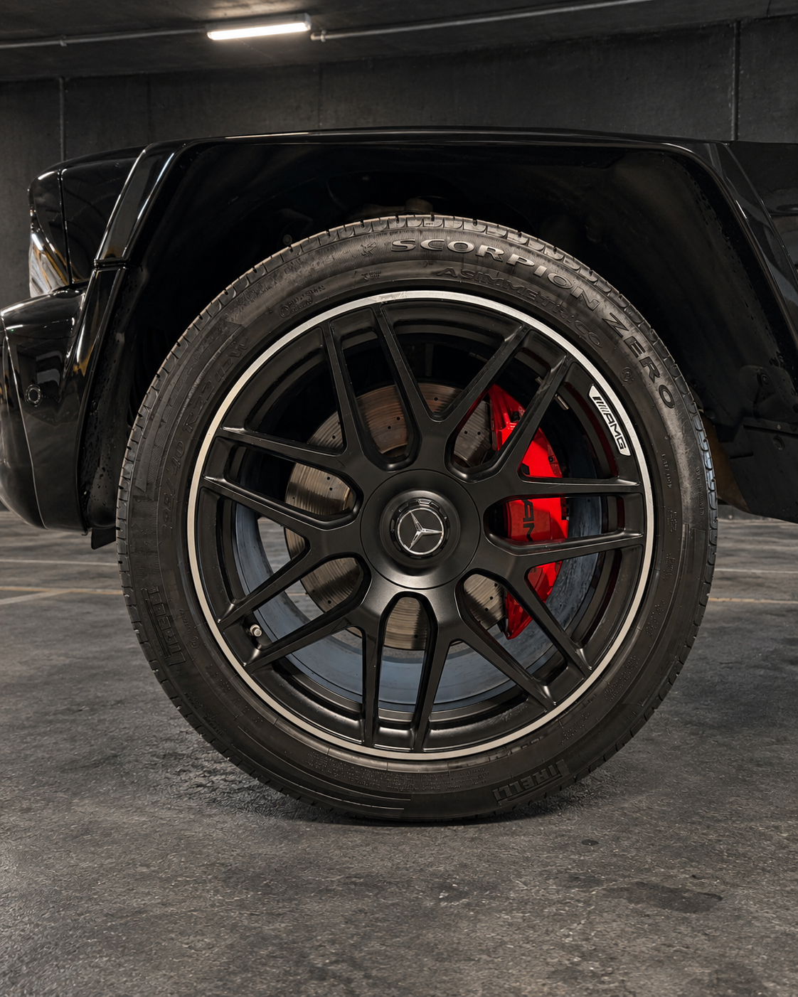 Mercedes-Benz G 63