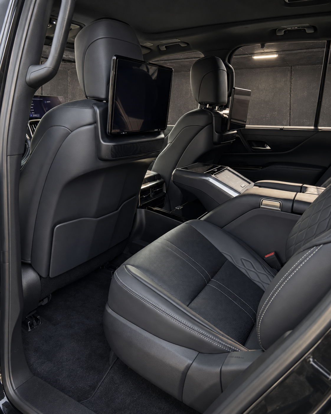 Lexus LX 600