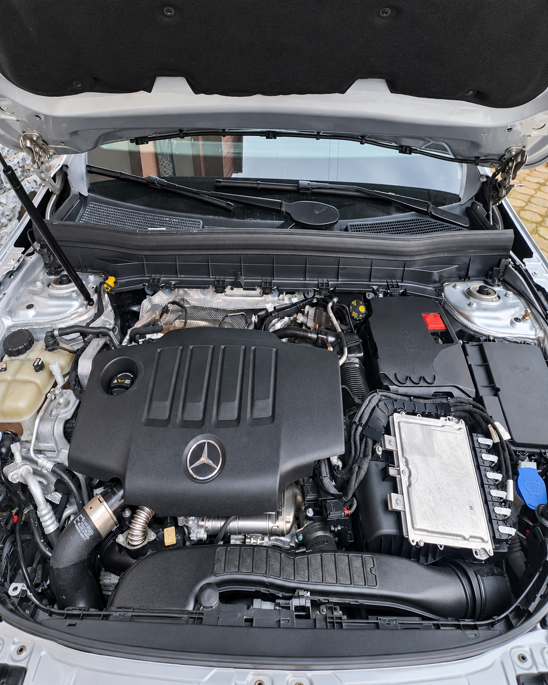 Mercedes-Benz GLB 200